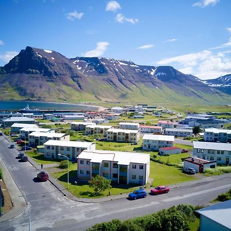 Apartment With Amazing Mountain View Bolungarvík Exterior foto